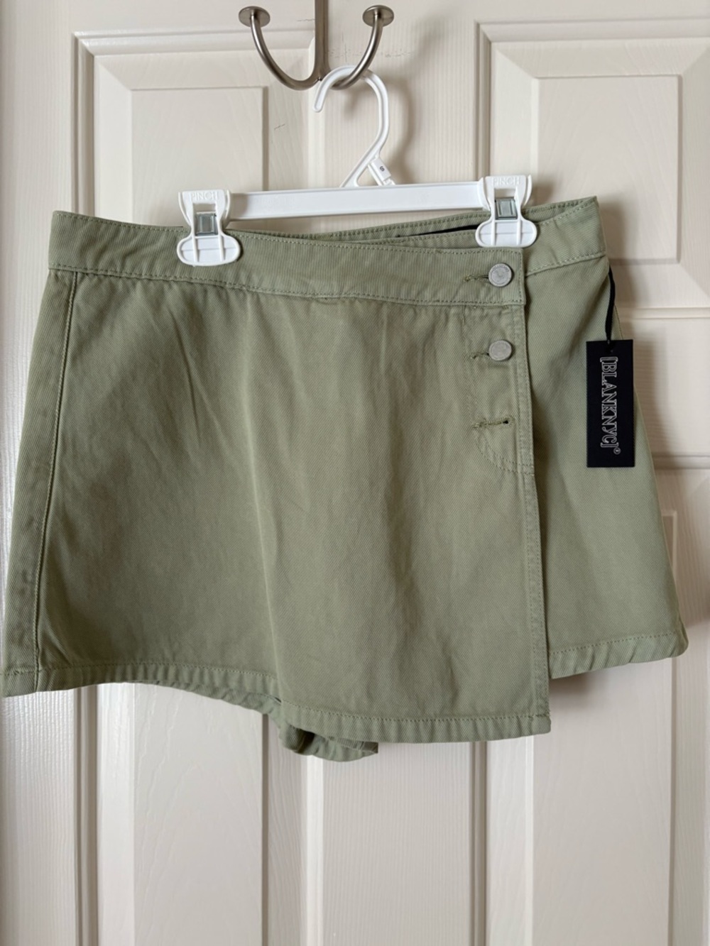 Blank NYC Olive Wrap Skort with Snap Detail